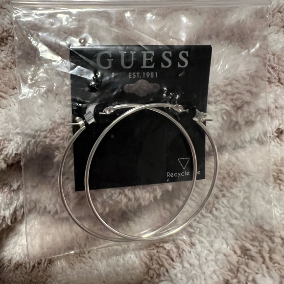 Guess hoops brand new - Picture 1 of 1